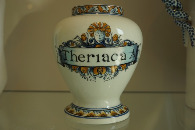Theriaca, Andrew Weit 2015 MITTEL
